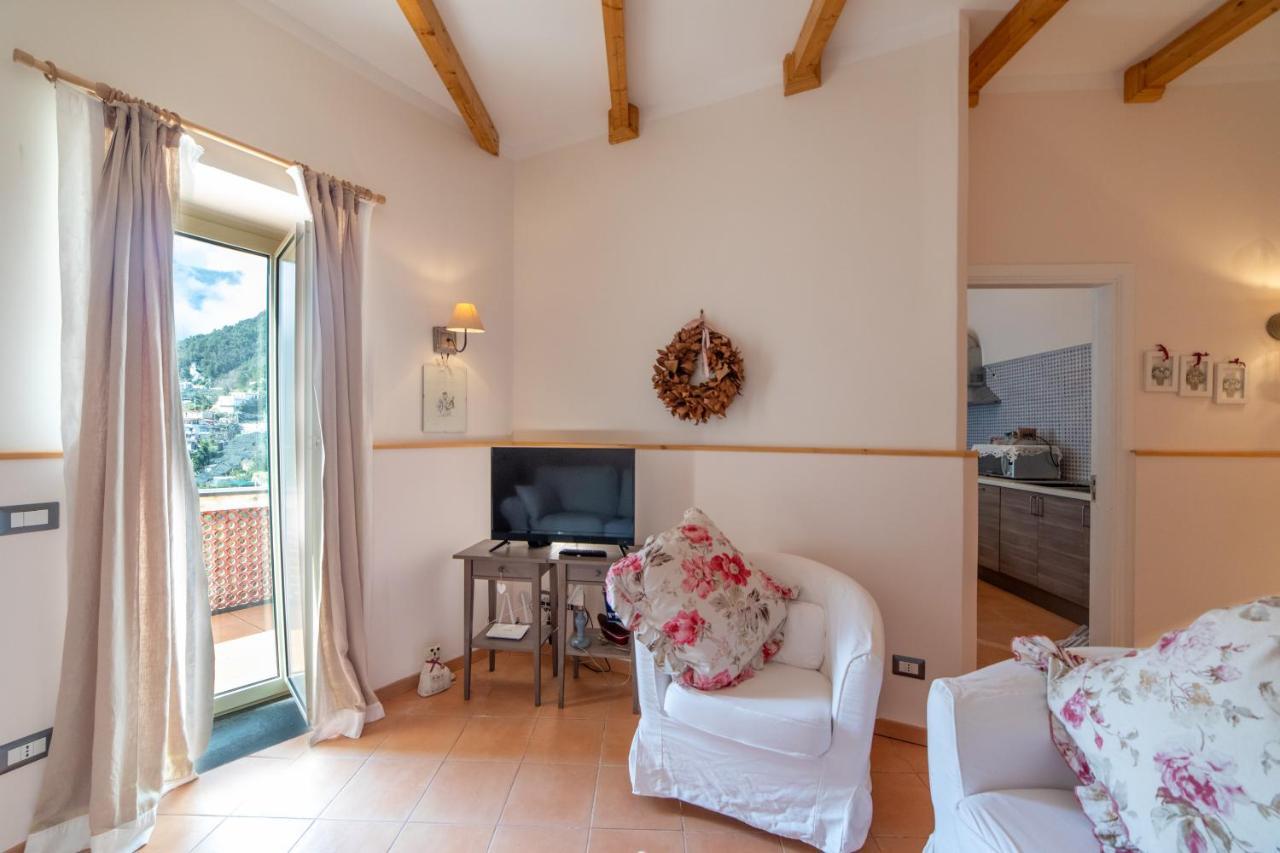 Donna Carmela Apartment Scala Extérieur photo