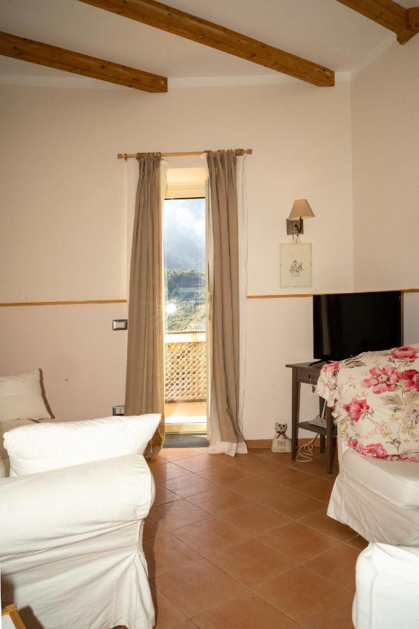 Donna Carmela Apartment Scala Extérieur photo