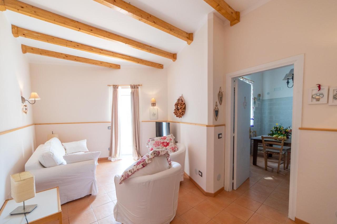 Donna Carmela Apartment Scala Extérieur photo