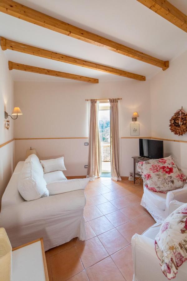 Donna Carmela Apartment Scala Extérieur photo